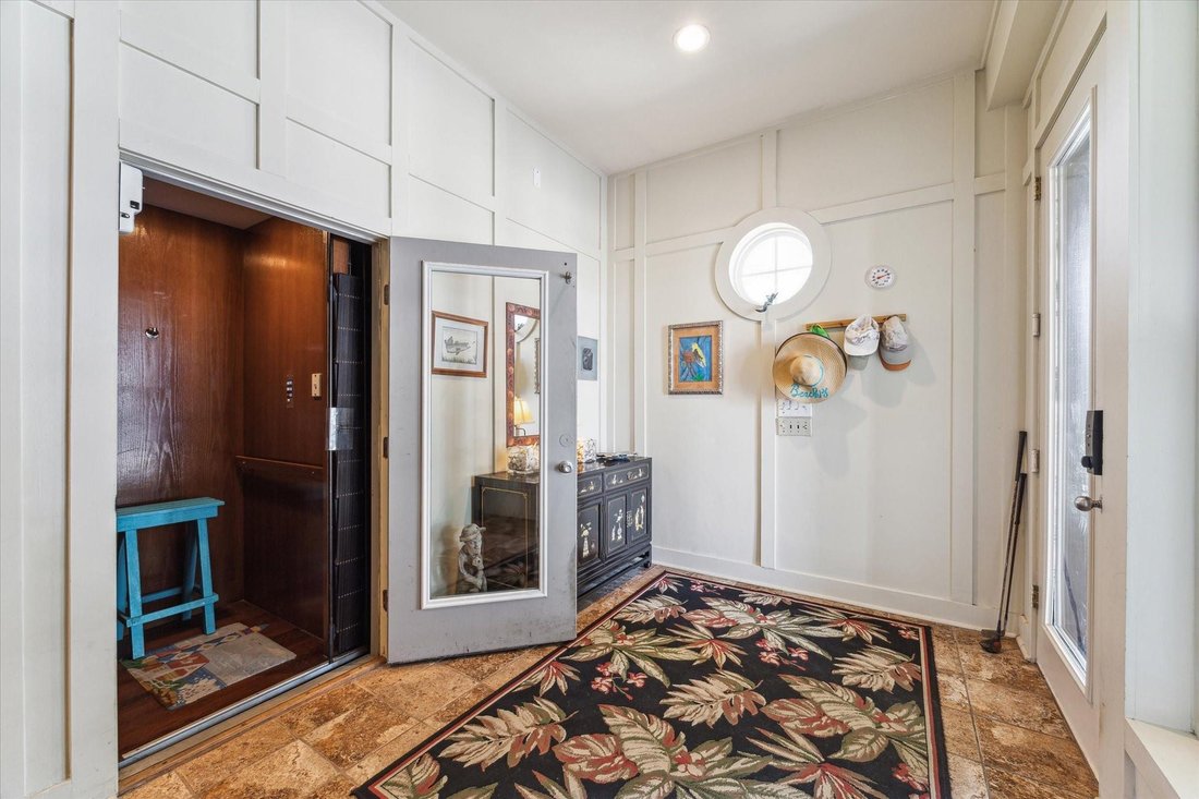House in Galveston, Texas, United States 4 - 17522576
