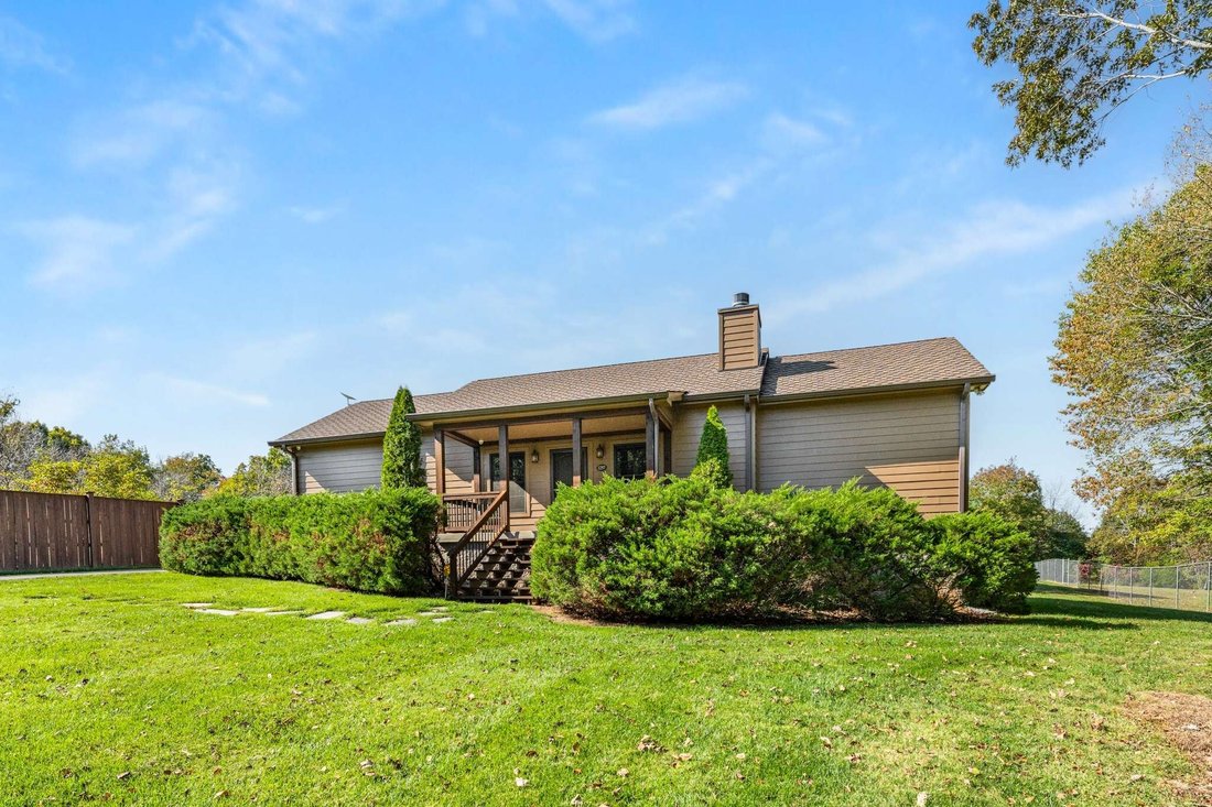 House in Charlotte, Tennessee, United States 3 - 17520804