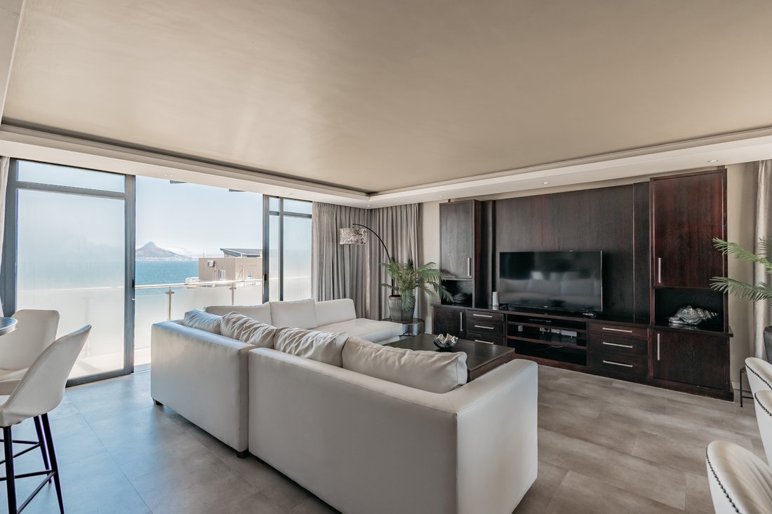 Apartment in Table View, Cape Town, South Africa 2 - 17522878