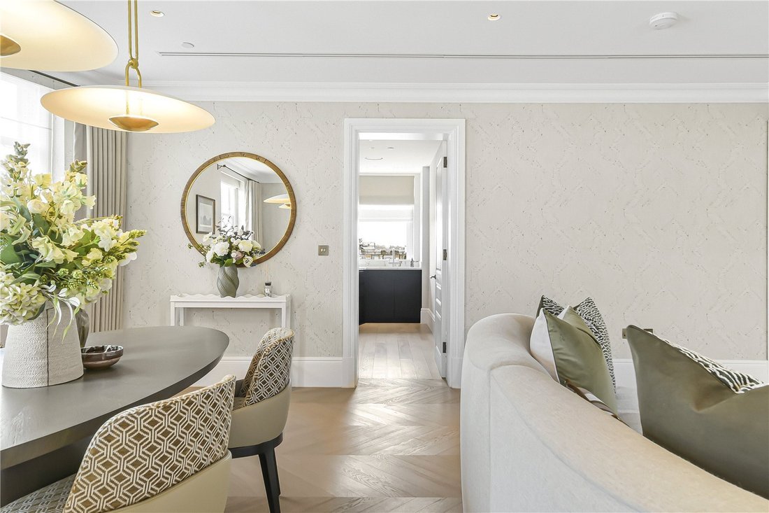Apartment in Campden Hill, Kensington And Chelsea, England 5 - 16981261