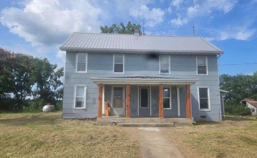 House in Russellville, Missouri, United States 1