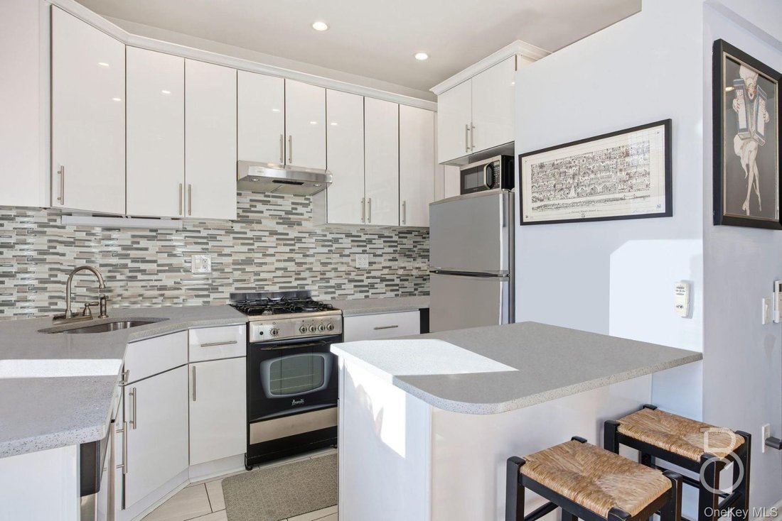 House in New York, New York, United States 5 - 17519839