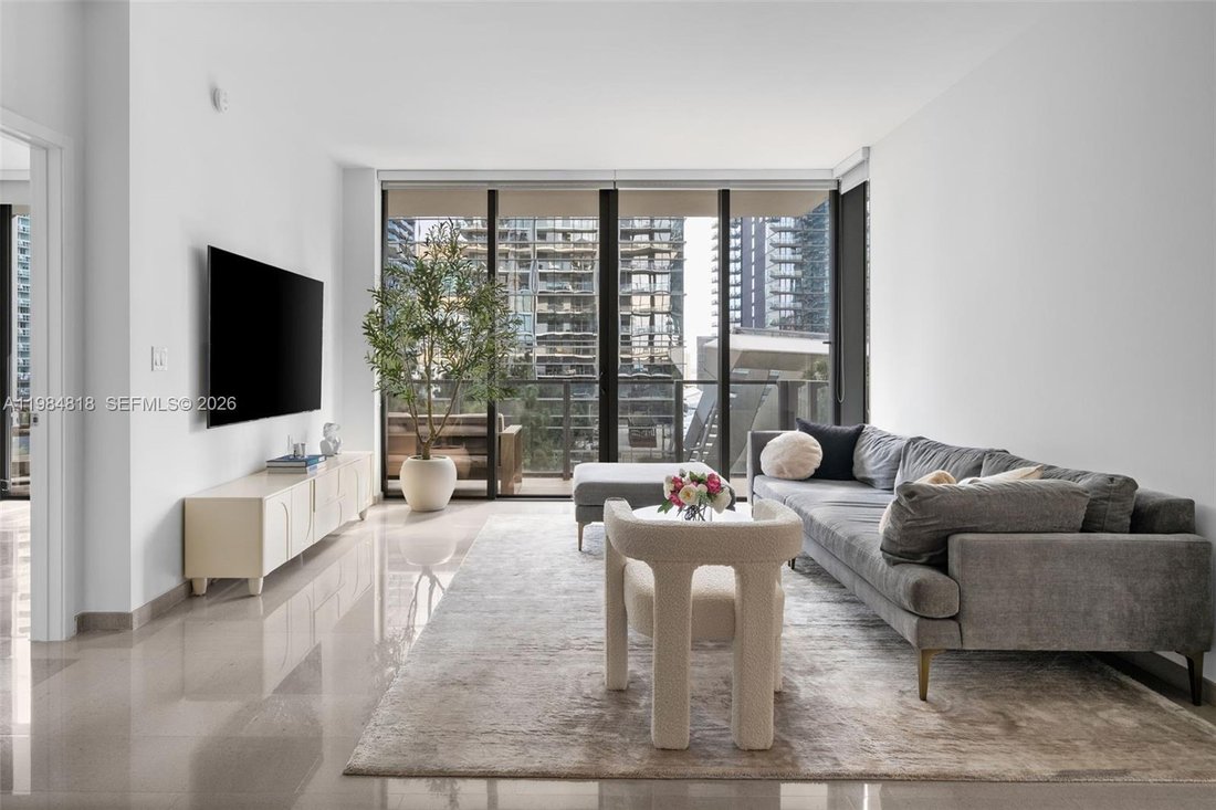 Condo in Miami, Florida, United States 5 - 17520357
