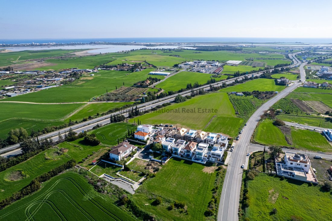 Villa in Dromolaxia, Larnaca, Cyprus 2 - 17521188