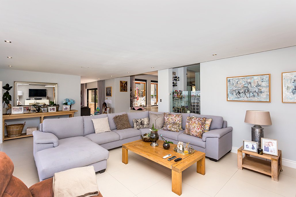 House in Cape Town, Western Cape, South Africa 4 - 17522940