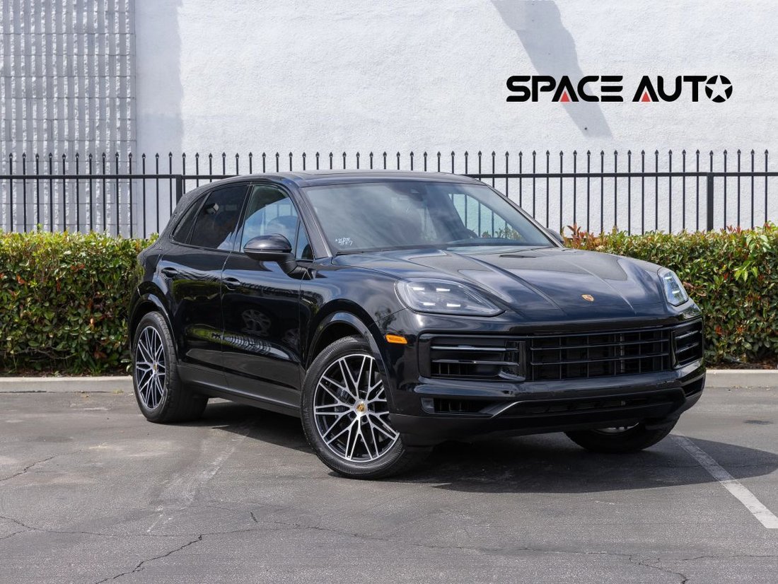 Suv in Azusa, CA, United States 1 - 17491646