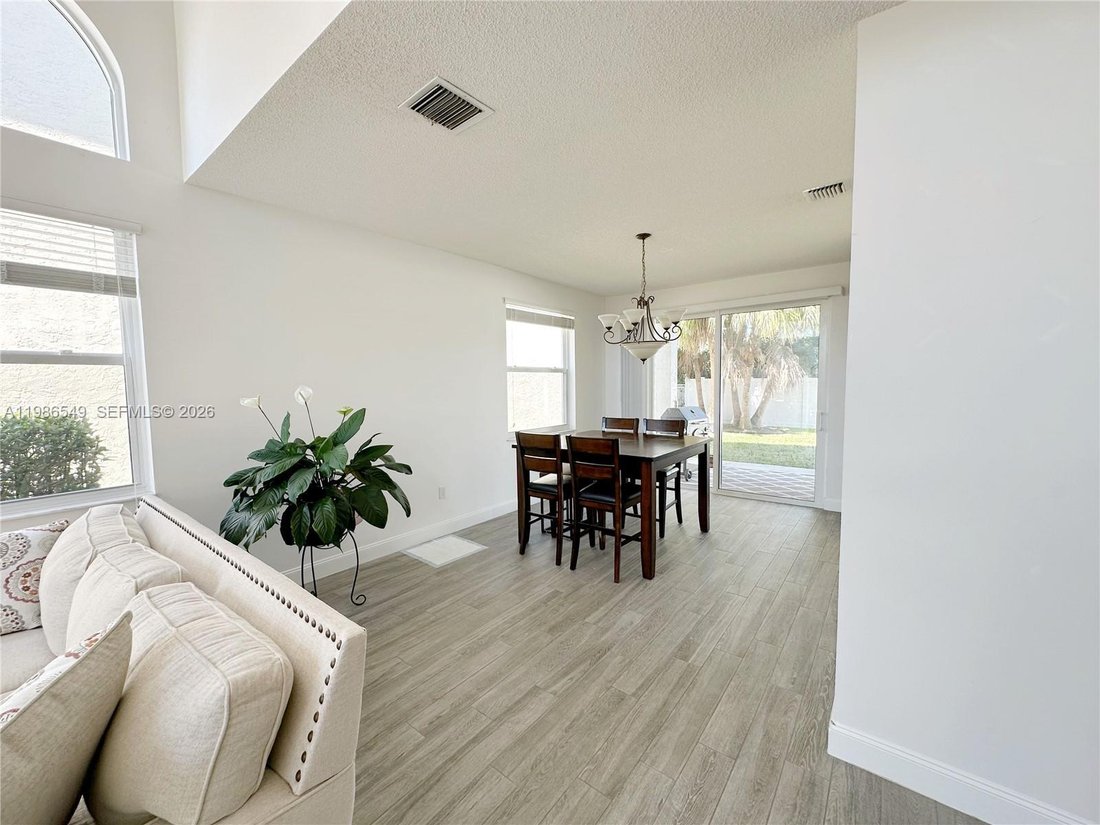 Maison à Pembroke Pines, Floride, États-Unis 3 - 17520500