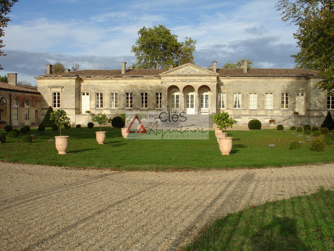 Castle in Tabanac, Nouvelle-Aquitaine, France 2 - 17524434