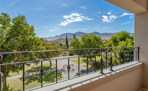Country House in Val de Vie, Western Cape, South Africa 1