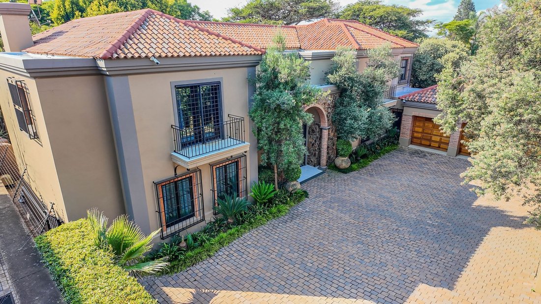 Estate in Bedford Gardens, Gauteng, South Africa 2 - 17522865