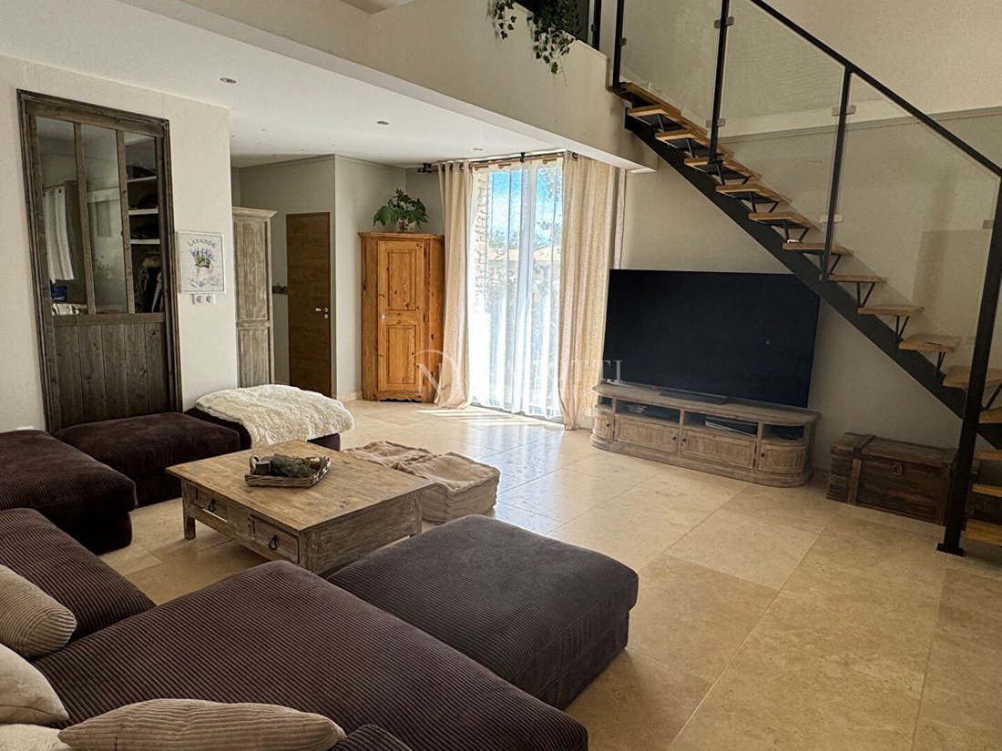 House in Gordes, Provence-Alpes-Côte d'Azur, France 5 - 17524224