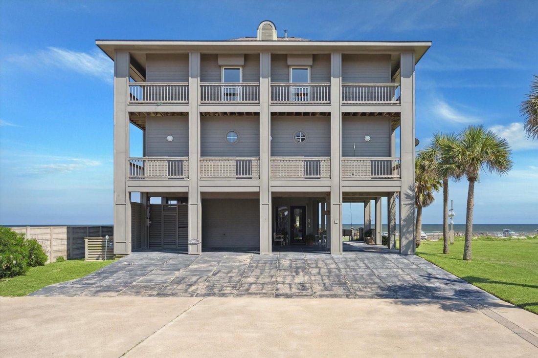 House in Galveston, Texas, United States 2 - 17522576