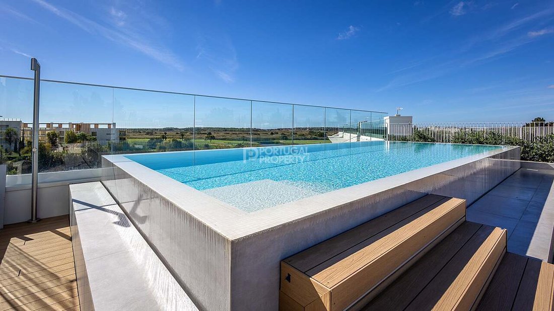 Apartment in Vilamoura, Quarteira, Algarve 1 - 16562282