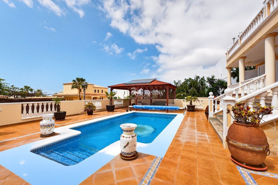 Villa in Adeje, Canary Islands, Spain 3 - 17520503