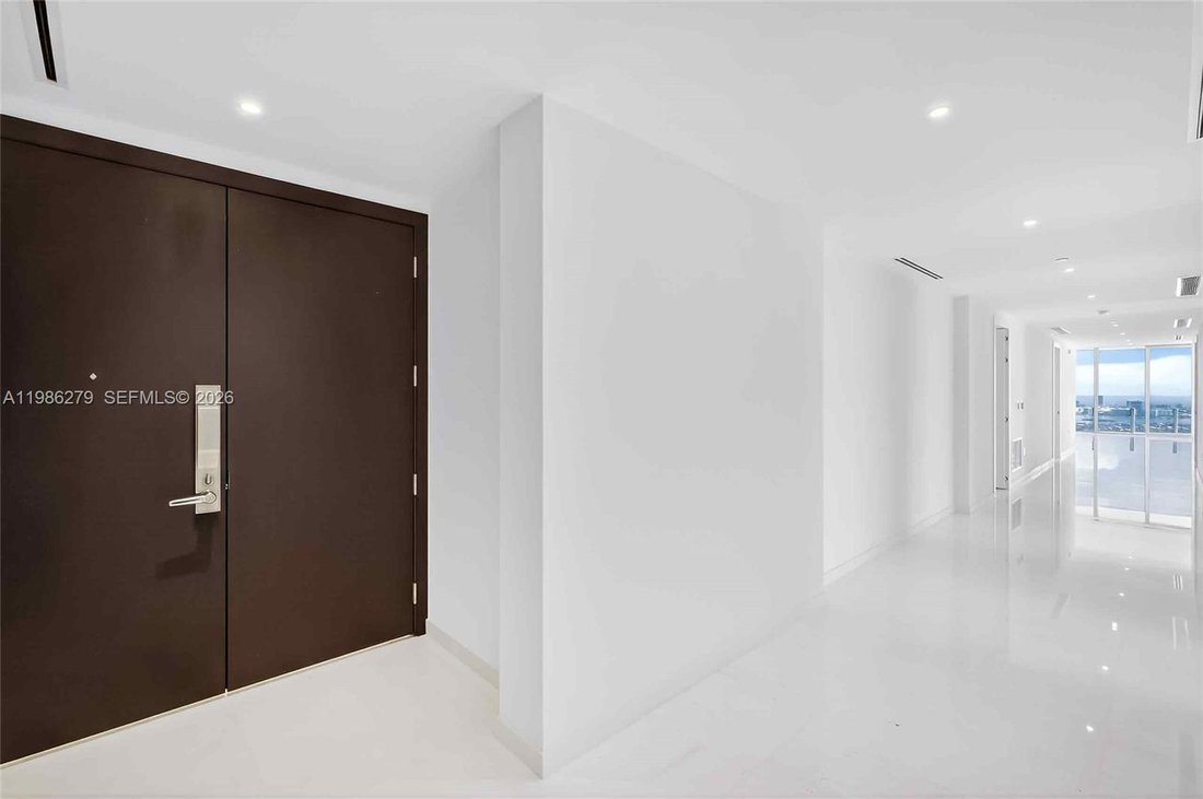 Condo in Miami, Florida, United States 4 - 17520498