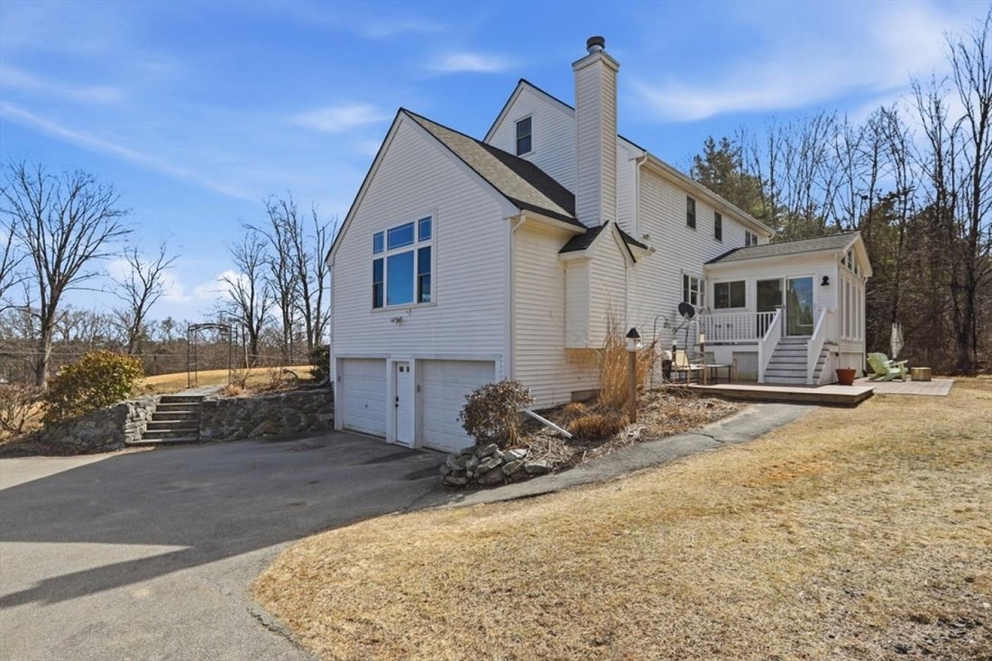 House in Pepperell, Massachusetts, United States 2 - 17521167