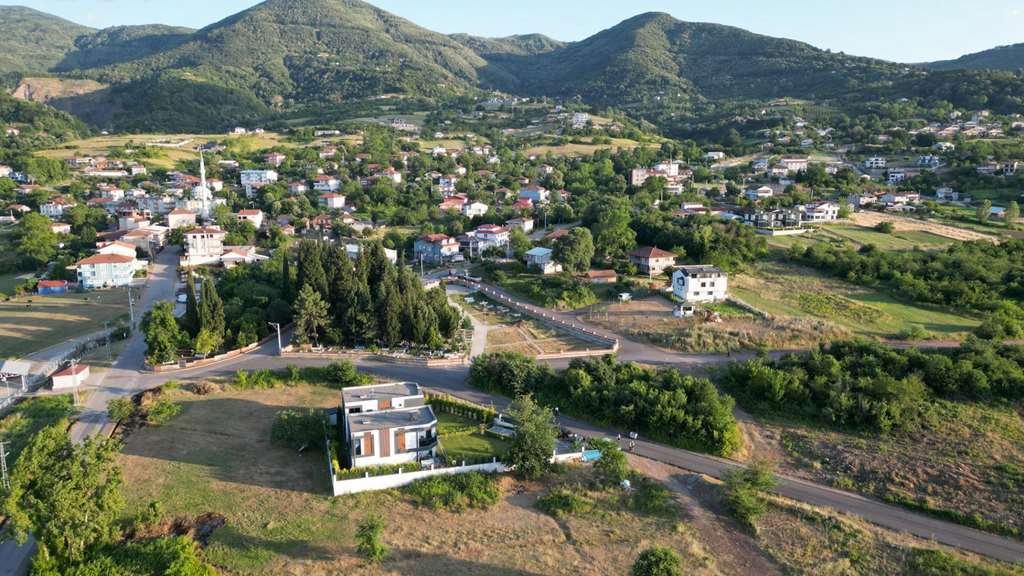 Kocaeli, Kocaeli, Turkey 4 - 17519116