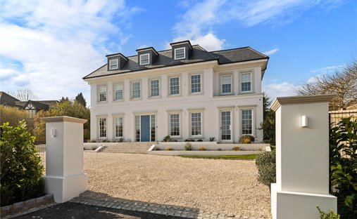 Casa a Oxshott, Elmbridge, Inghilterra 1