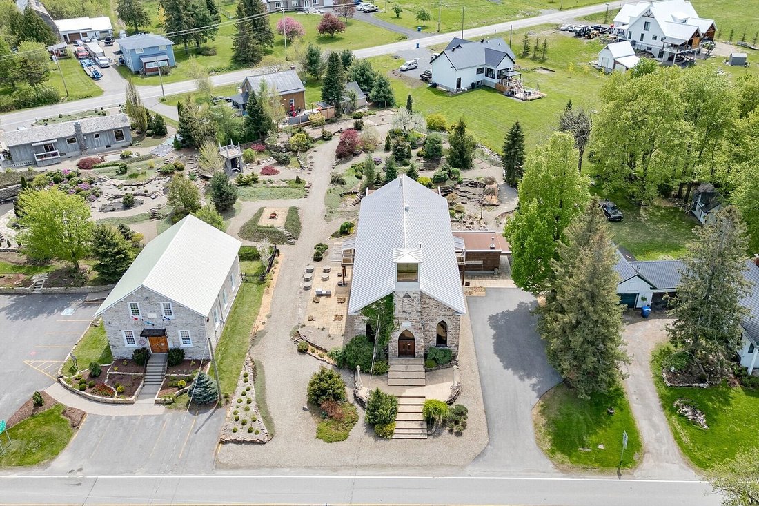 House in Franklin, Quebec, Canada 3 - 17518922