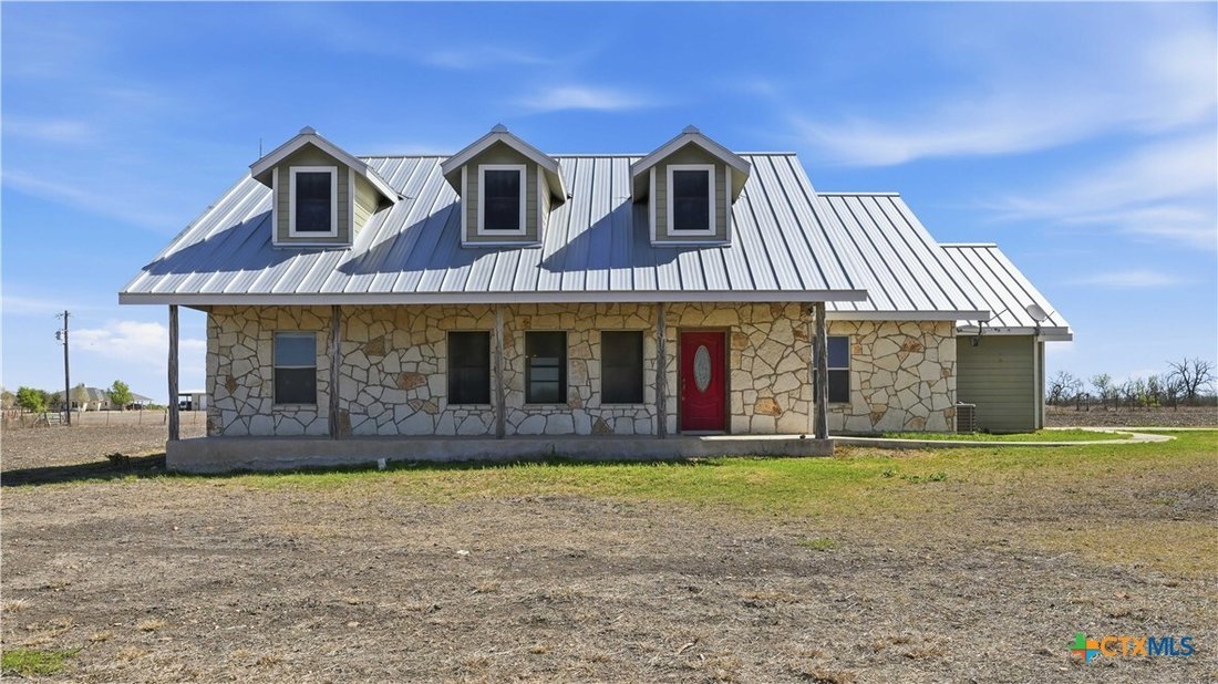 House in Martindale, Texas, United States 2 - 17519382