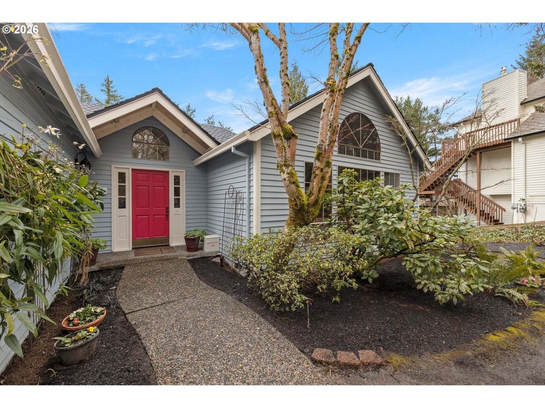 House in Lake Oswego, Oregon, United States 3 - 17521788