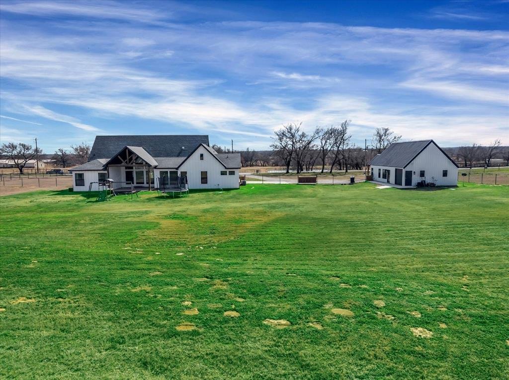 House in Poolville, Texas, United States 4 - 17521835