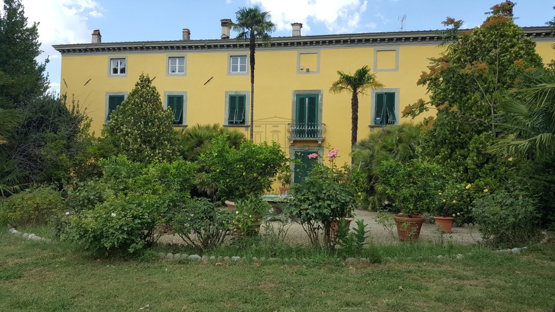 Villa in Pieve di Brancoli, Lucca, Tuscany 1 - 17524225