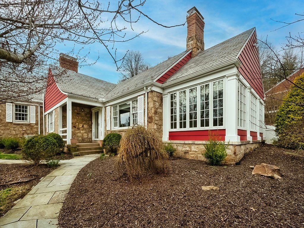 House in Mount Lebanon, Pennsylvania, United States 2 - 17525276