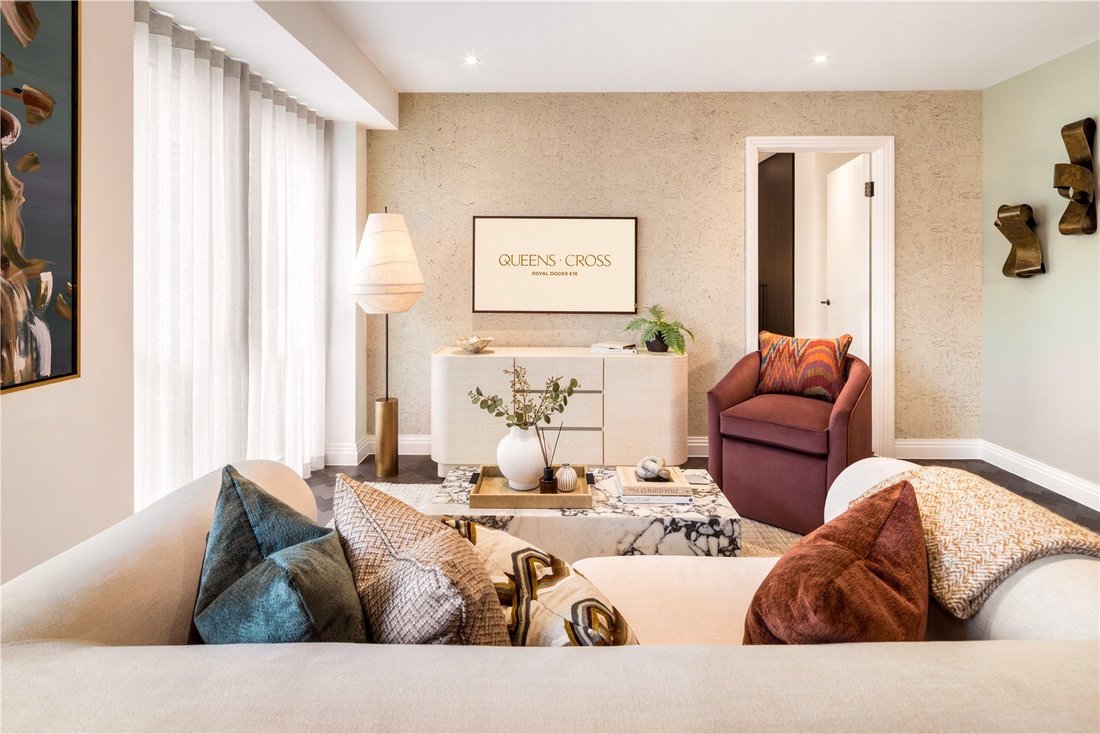Apartment in Victoria Docks, Newham, England 4 - 15899115