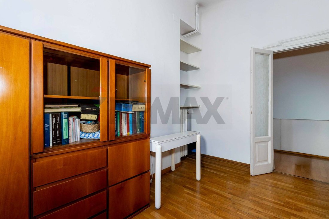 Apartment in Isola, Milan, Italy 4 - 17525174