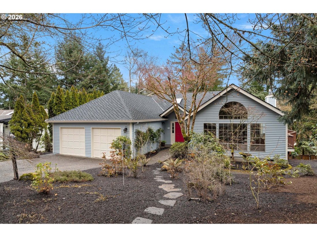 House in Lake Oswego, Oregon, United States 2 - 17521788