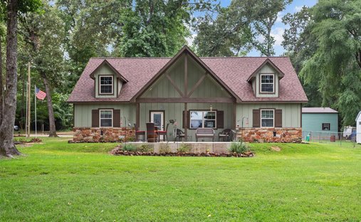 House in Crockett, Texas, United States 1