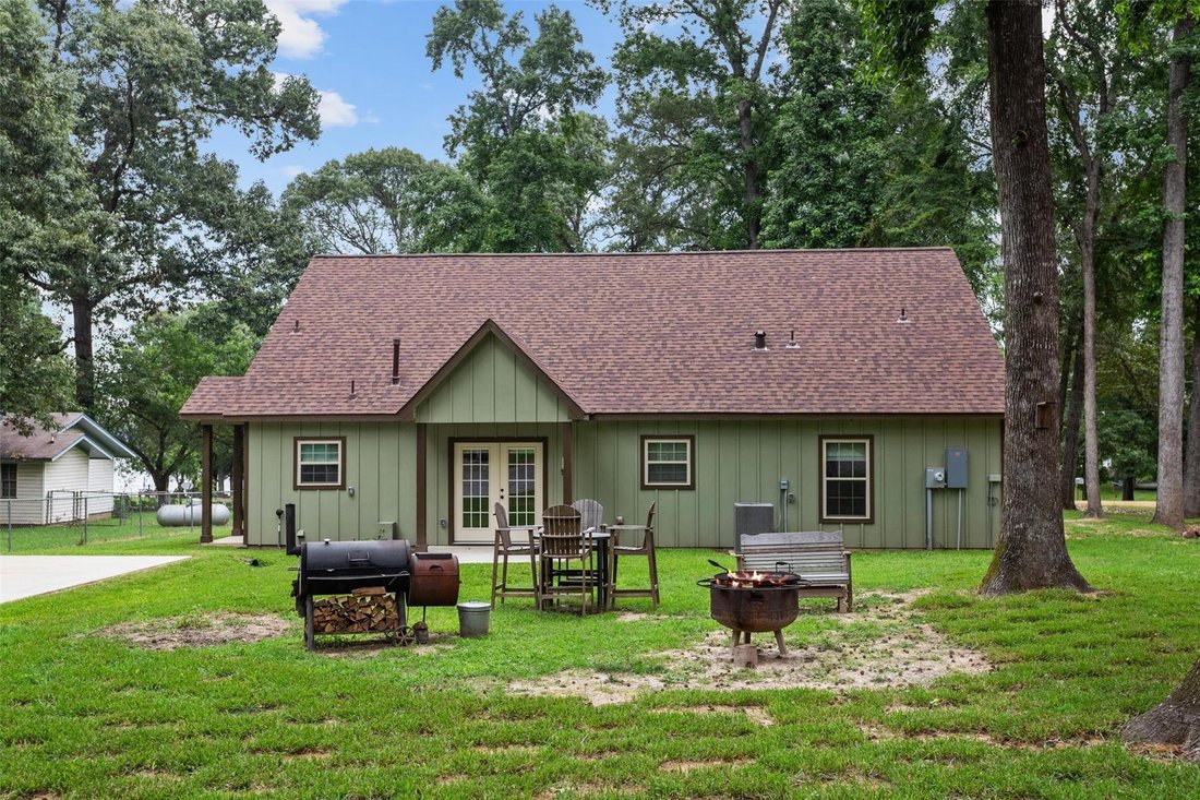 House in Crockett, Texas, United States 4 - 17522138