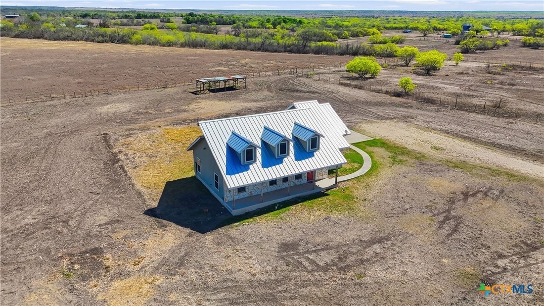 House in Martindale, Texas, United States 4 - 17519382