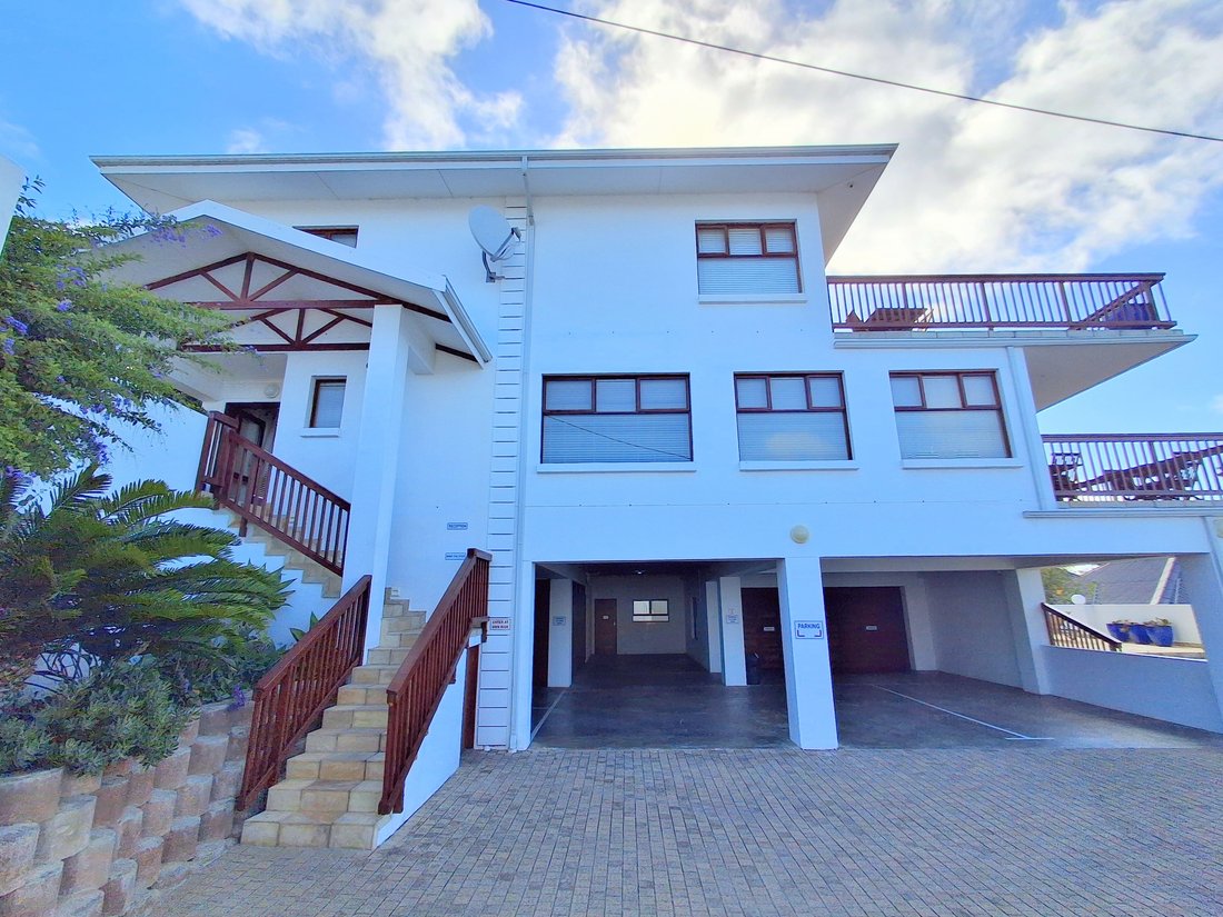 House in Mossel Bay Golf Estate, Western Cape, South Africa 3 - 17522809
