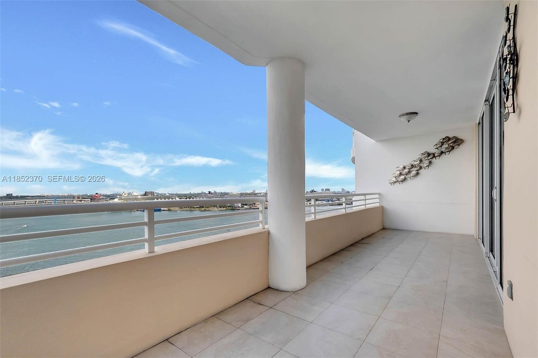 Condo in Miami, Florida, United States 4 - 16635643