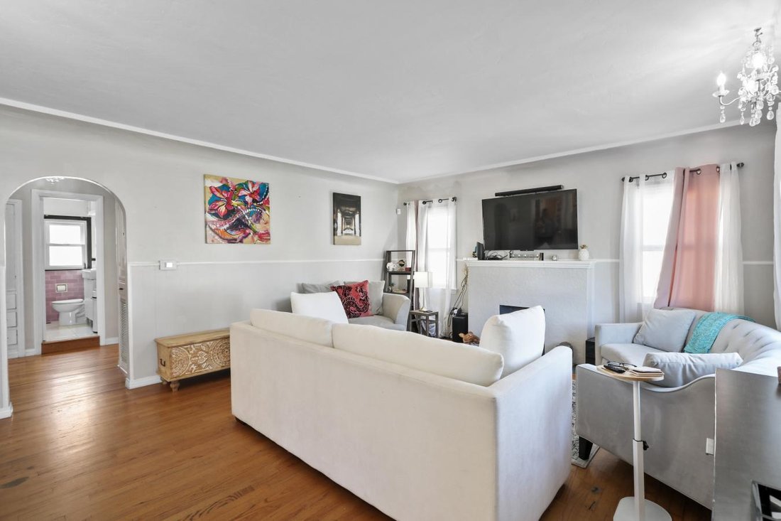 House in Torrance, California, United States 3 - 17521133