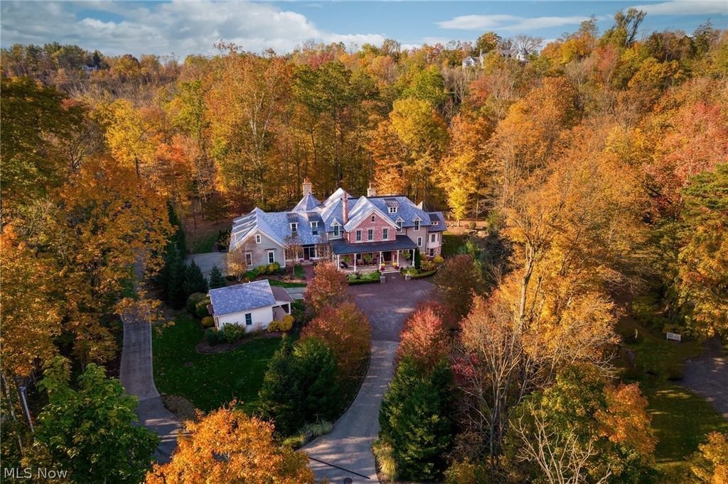 House in Novelty, Ohio, United States 1 - 17525319