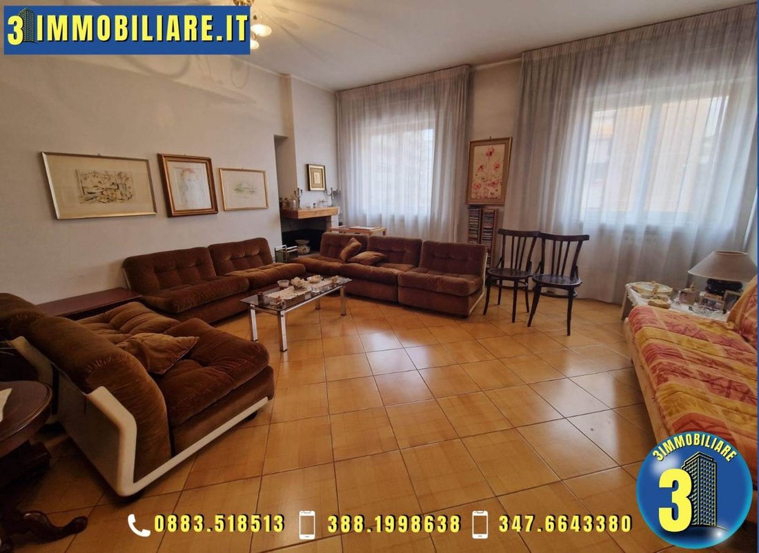 Apartment in Center, Barletta, Apulia 3 - 17524459