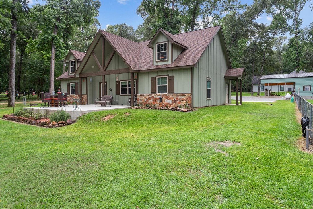 House in Crockett, Texas, United States 3 - 17522138