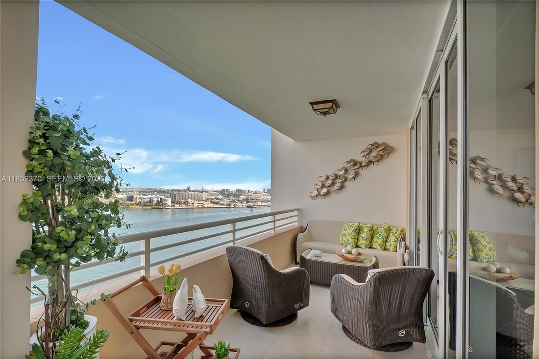 Condo in Miami, Florida, United States 3 - 16635643