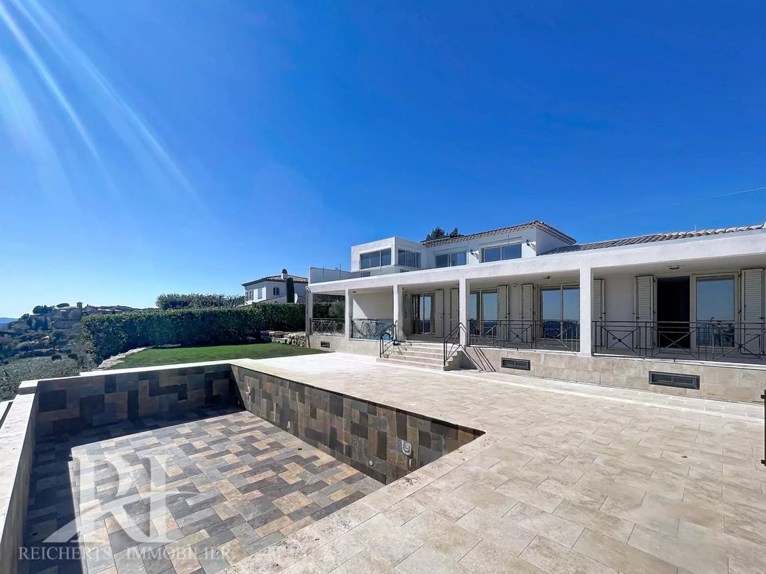 Villa in Cabris, Provence-Alpes-Côte d'Azur, France 1 - 17408175