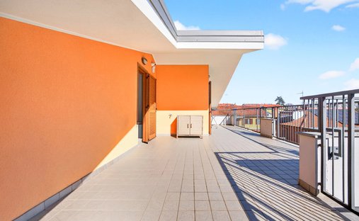 Appartamento a Arese, Lombardia, Italia 1