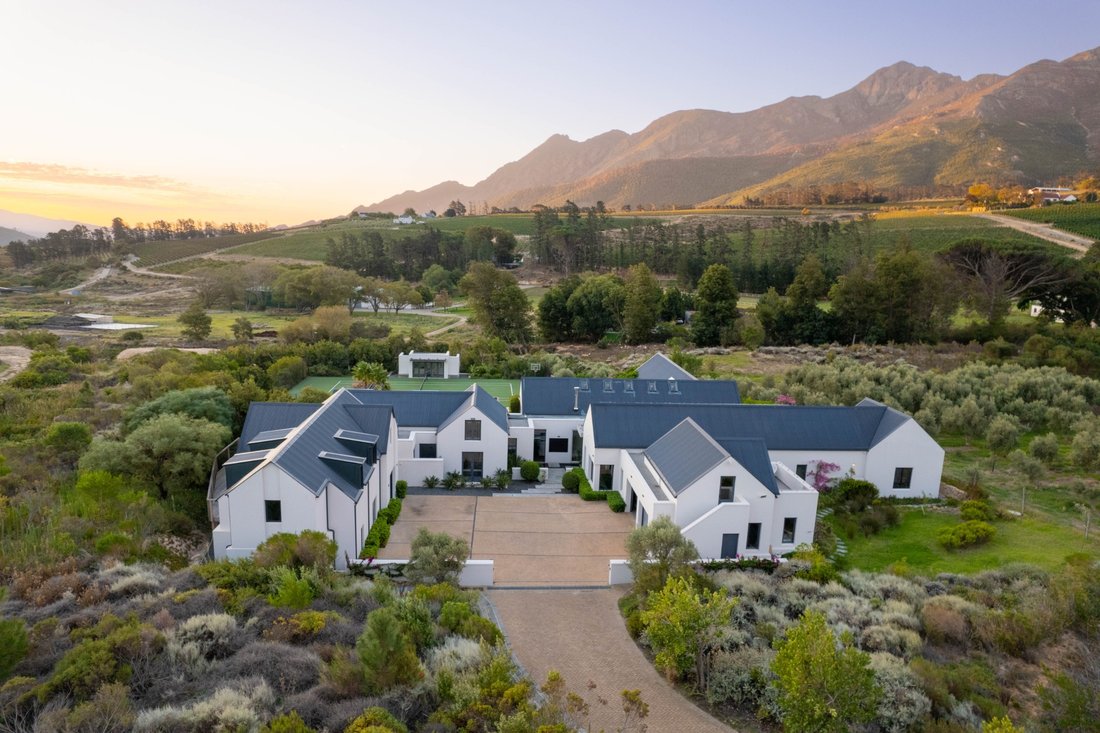 House in Franschhoek, Western Cape, South Africa 5 - 17524406