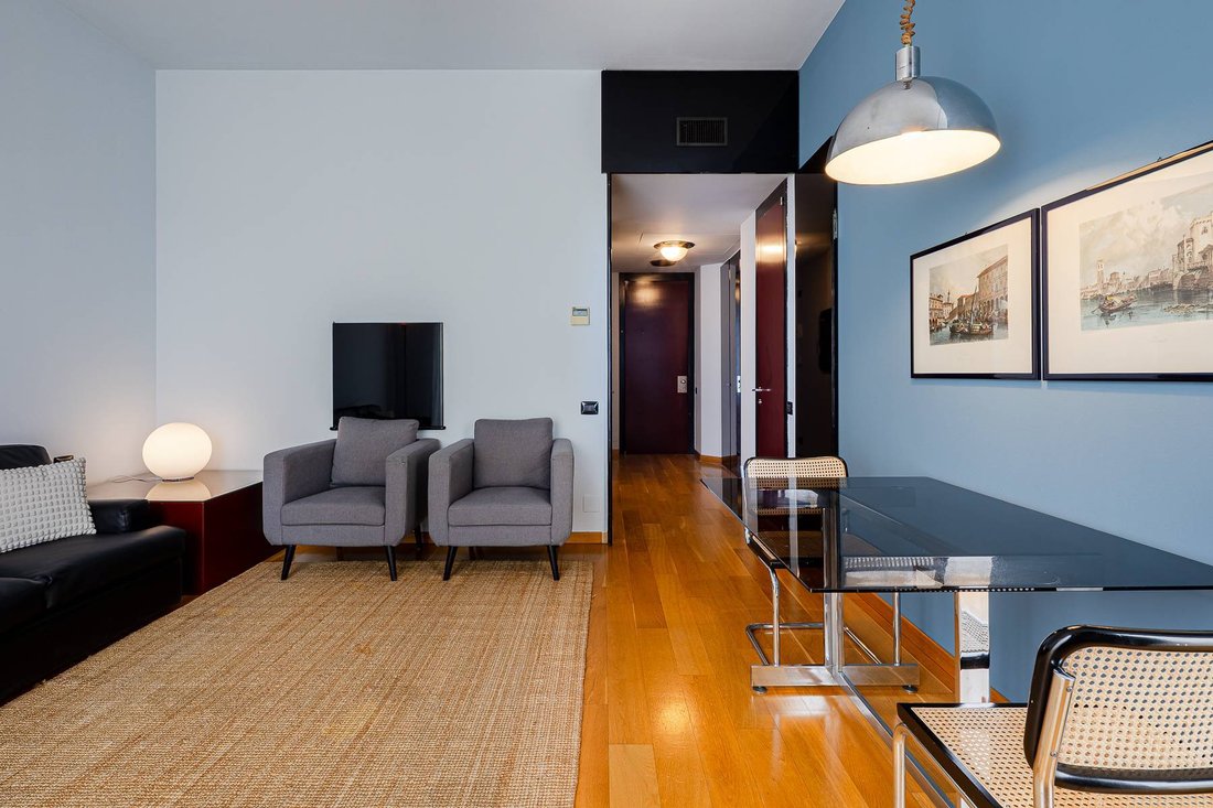 Apartment in Historic Center, Milan, Lombardy 1 - 17086189