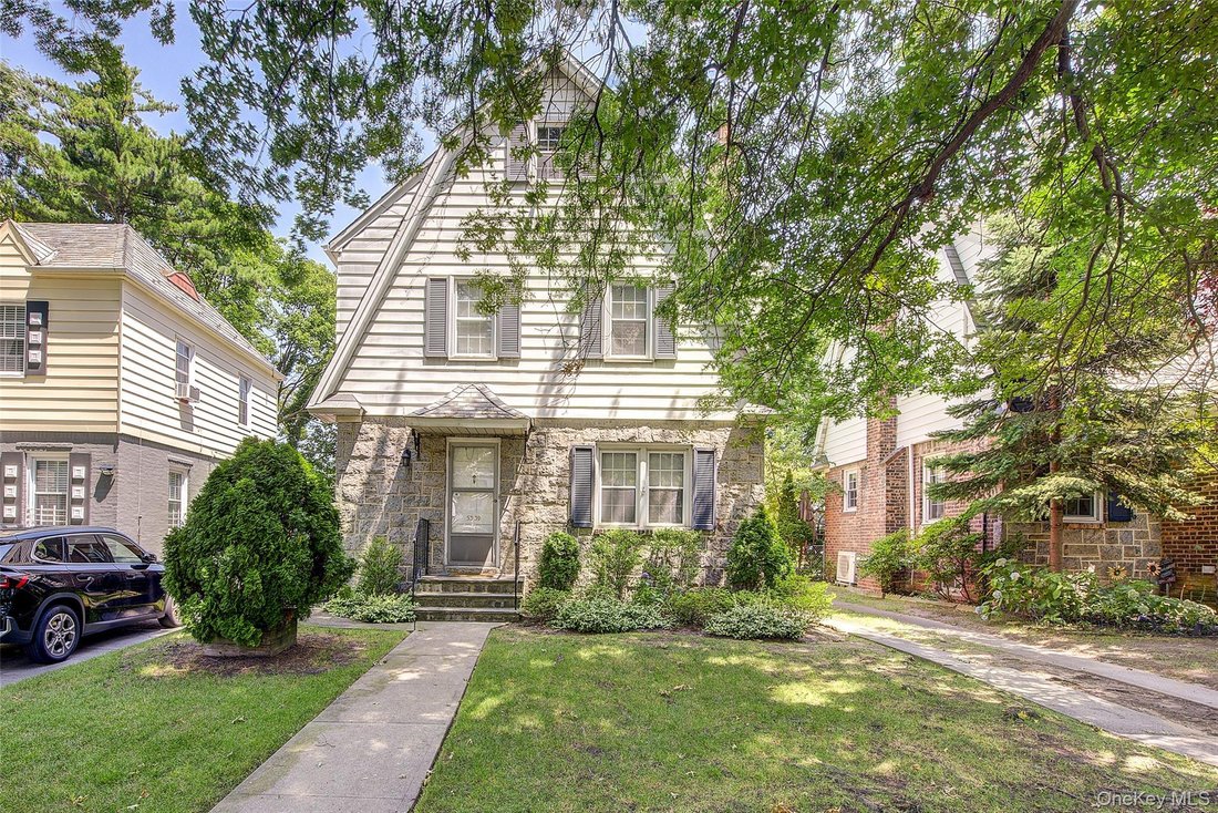 House in New York, New York, United States 1 - 17523425