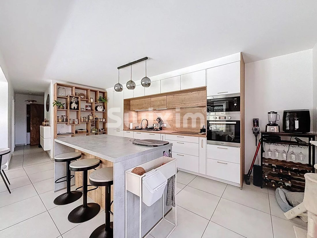 Apartment in Divonne-les-Bains, Auvergne-Rhône-Alpes, France 4 - 16197811