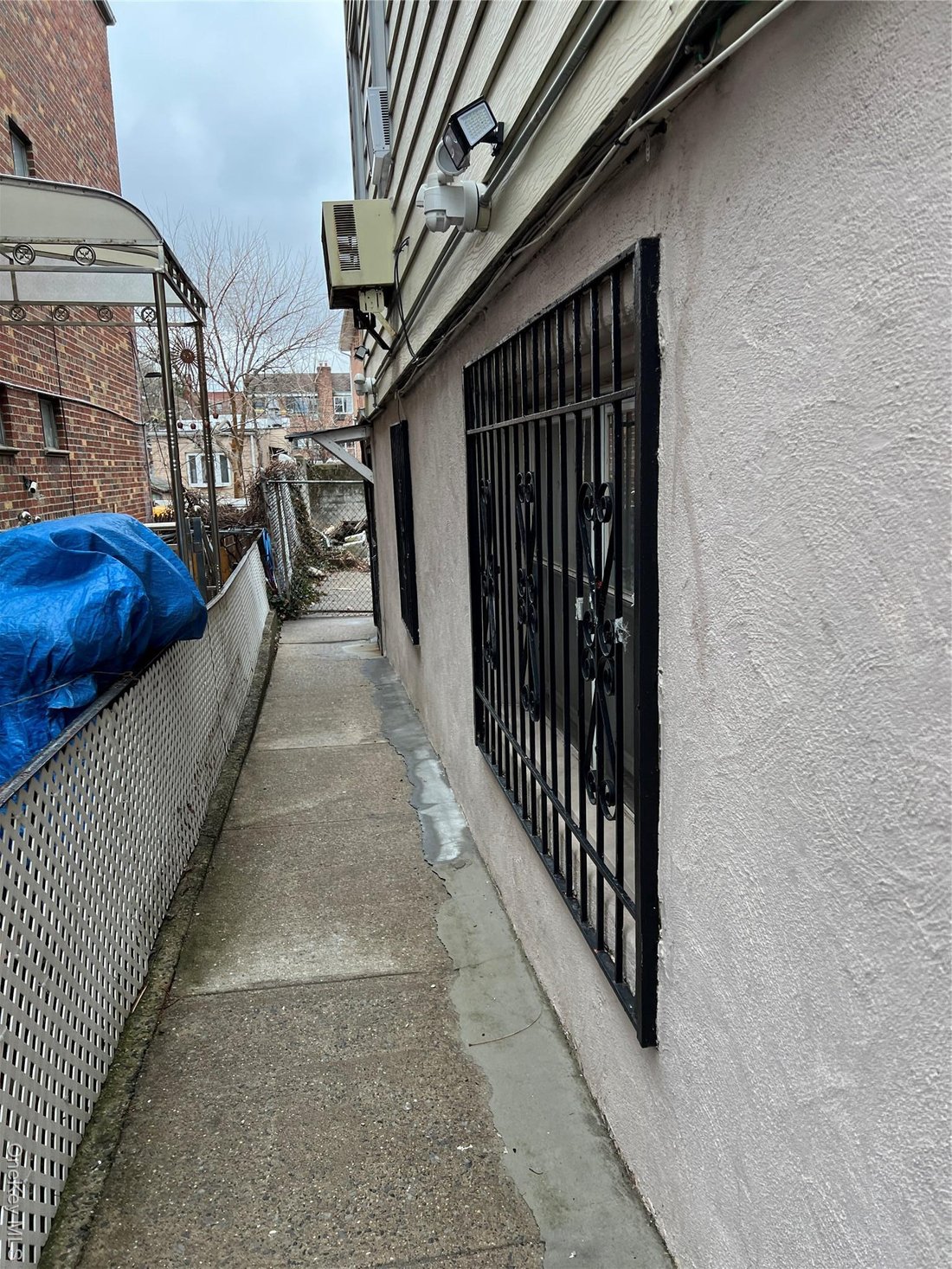 House in New York, New York, United States 4 - 17523824