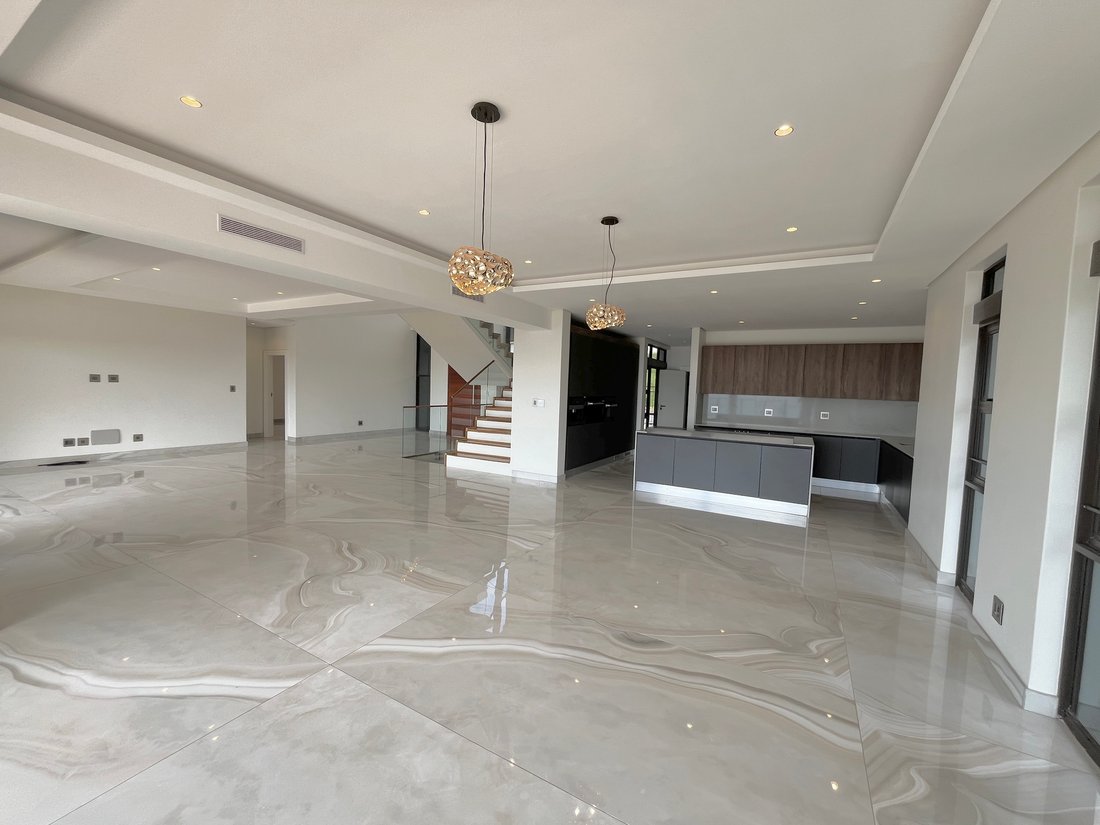 House in Blackburn, KwaZulu-Natal, South Africa 5 - 17522944