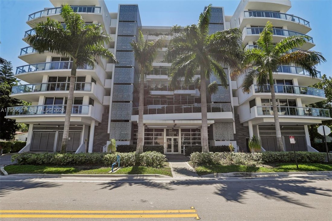 Condo in Bal Harbour, Florida, United States 1 - 17520105